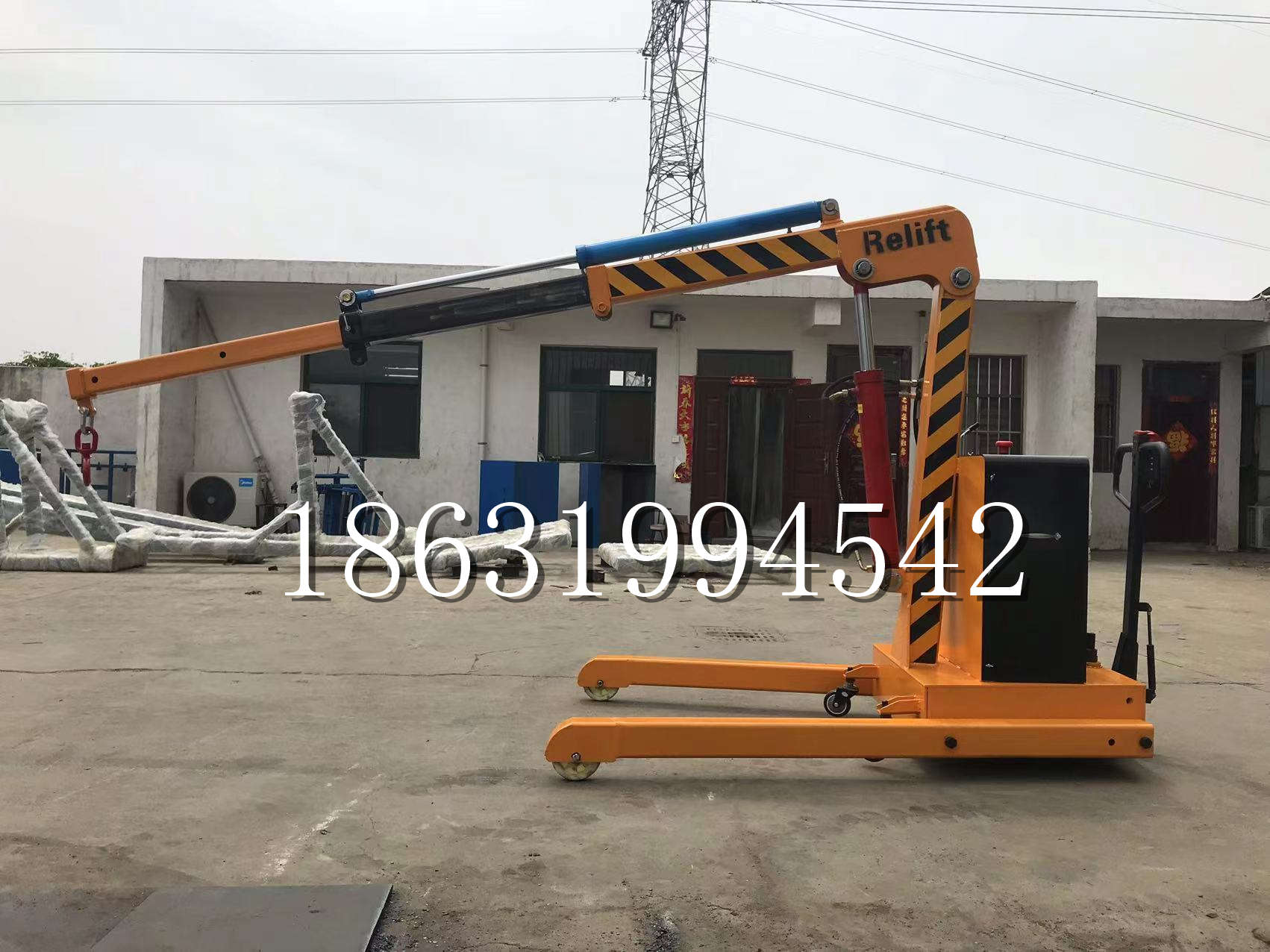 东胜区久征定做3吨三轮随车吊 农用园林绿化移树吊 平板工程用小吊机